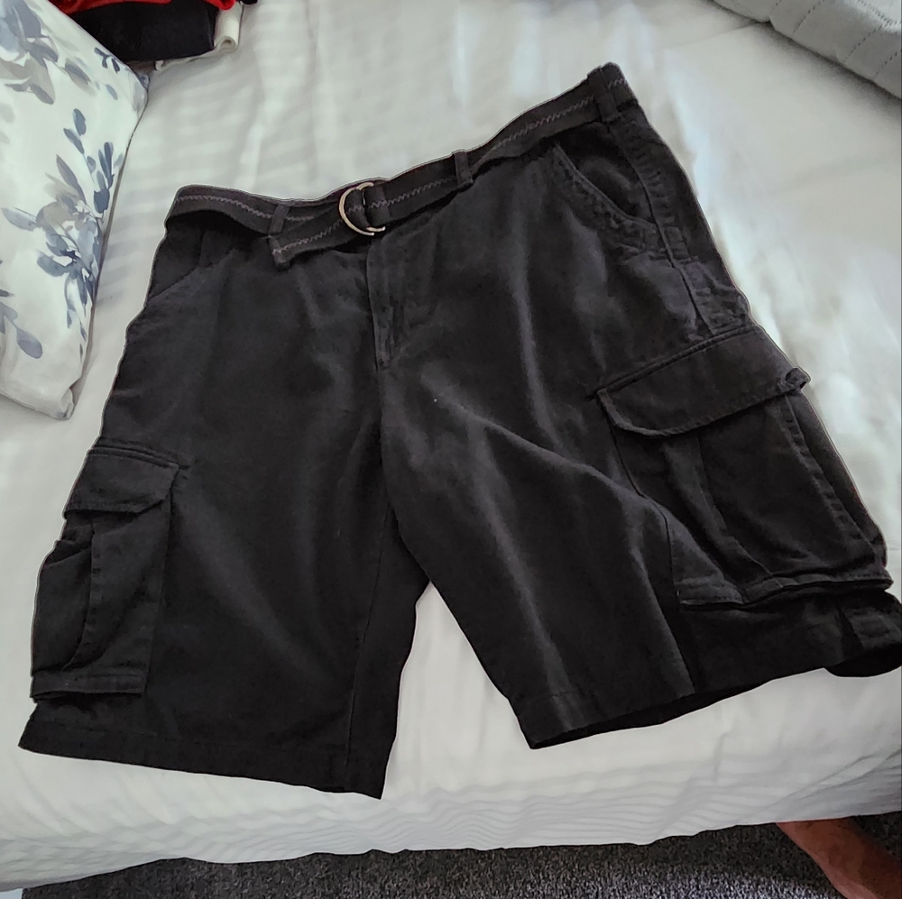 Men's Urban Pipeline Cargo Shorts Size 40